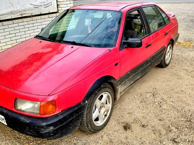 Червоний Фольксваген Пассат, об'ємом двигуна 1.8 л та пробігом 270 тис. км за 900 $, фото 2 на Automoto.ua