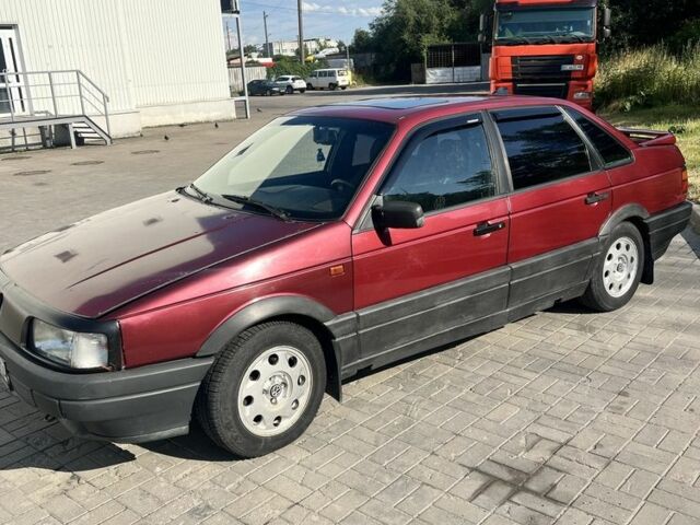 Красный Фольксваген Пассат, объемом двигателя 1.8 л и пробегом 390 тыс. км за 1400 $, фото 6 на Automoto.ua