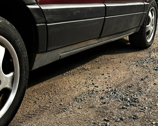 Червоний Фольксваген Пассат, об'ємом двигуна 1.8 л та пробігом 270 тис. км за 1300 $, фото 11 на Automoto.ua