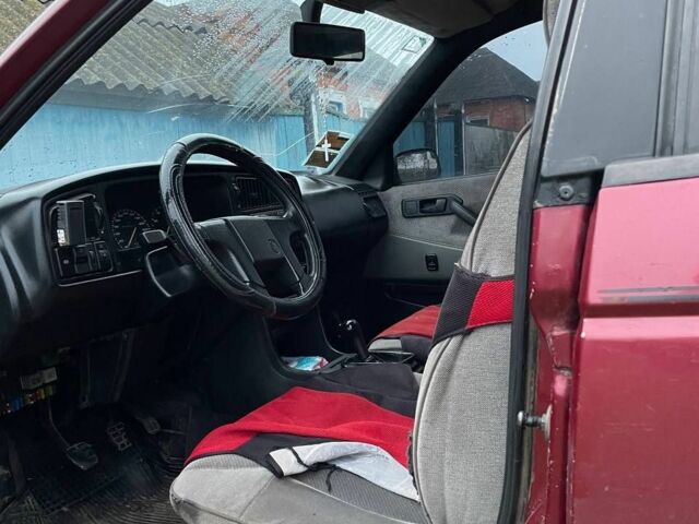 Красный Фольксваген Пассат, объемом двигателя 1.8 л и пробегом 400 тыс. км за 1418 $, фото 8 на Automoto.ua