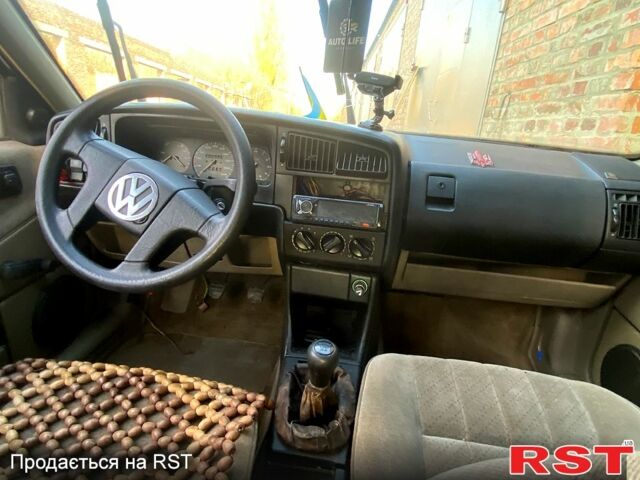 Красный Фольксваген Пассат, объемом двигателя 1.9 л и пробегом 340 тыс. км за 950 $, фото 5 на Automoto.ua
