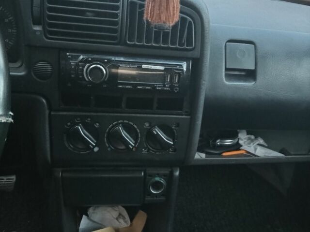 Красный Фольксваген Пассат, объемом двигателя 7 л и пробегом 500 тыс. км за 750 $, фото 1 на Automoto.ua