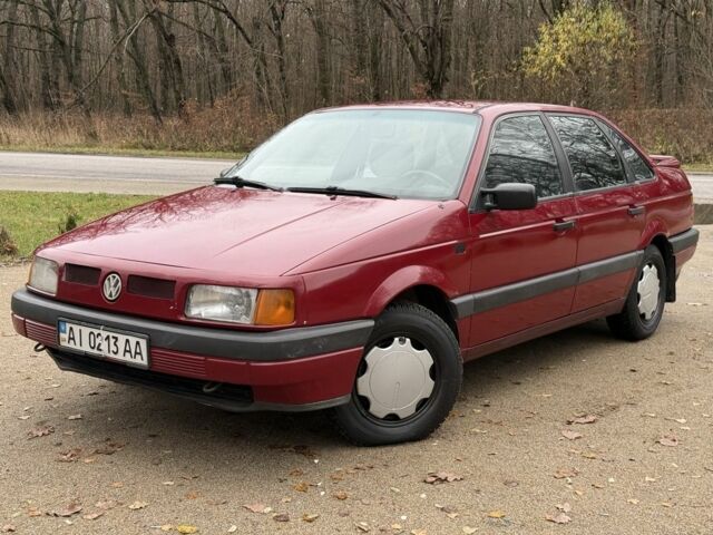 Красный Фольксваген Пассат, объемом двигателя 1.8 л и пробегом 1 тыс. км за 1650 $, фото 1 на Automoto.ua