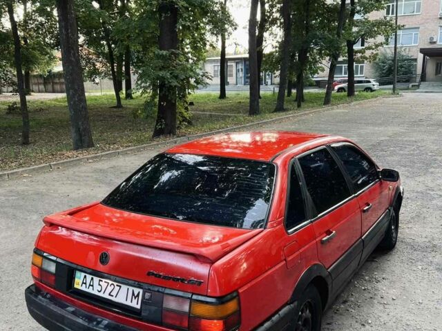 Красный Фольксваген Пассат, объемом двигателя 0 л и пробегом 567 тыс. км за 900 $, фото 6 на Automoto.ua