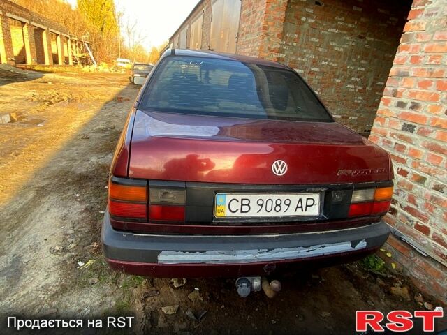 Красный Фольксваген Пассат, объемом двигателя 1.9 л и пробегом 340 тыс. км за 950 $, фото 2 на Automoto.ua