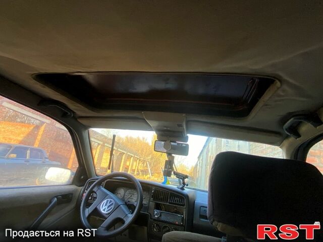 Красный Фольксваген Пассат, объемом двигателя 1.9 л и пробегом 340 тыс. км за 950 $, фото 6 на Automoto.ua