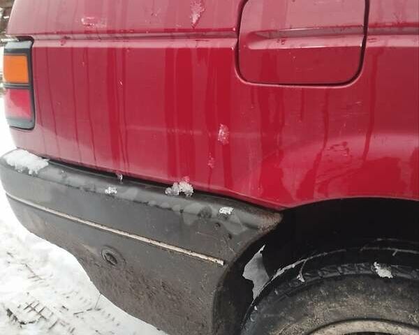 Красный Фольксваген Пассат, объемом двигателя 1.8 л и пробегом 400 тыс. км за 1100 $, фото 3 на Automoto.ua