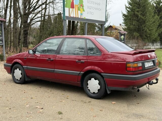 Красный Фольксваген Пассат, объемом двигателя 1.8 л и пробегом 1 тыс. км за 1650 $, фото 4 на Automoto.ua