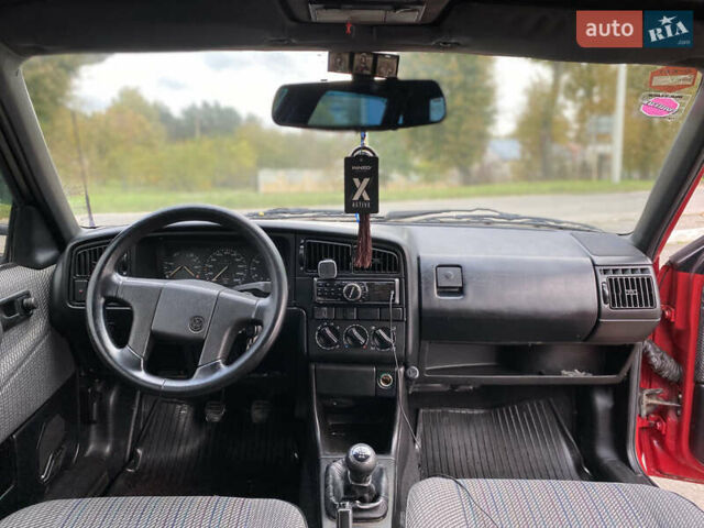 Червоний Фольксваген Пассат, об'ємом двигуна 1.9 л та пробігом 310 тис. км за 2450 $, фото 17 на Automoto.ua