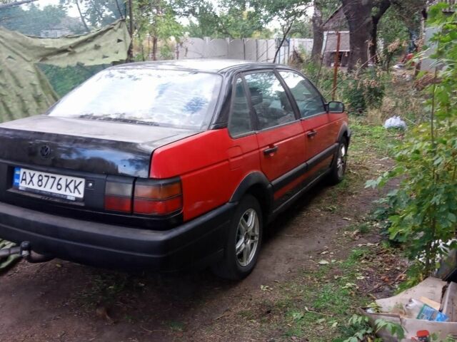 Красный Фольксваген Пассат, объемом двигателя 1.9 л и пробегом 422 тыс. км за 1772 $, фото 1 на Automoto.ua