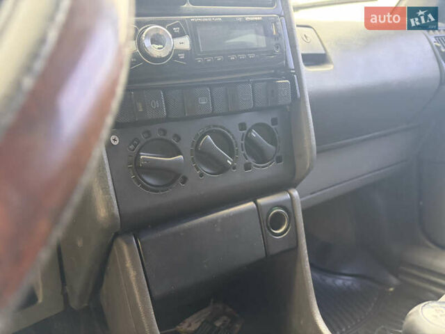 Красный Фольксваген Пассат, объемом двигателя 1.9 л и пробегом 400 тыс. км за 1399 $, фото 10 на Automoto.ua