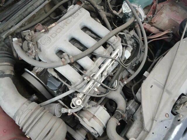 Красный Фольксваген Пассат, объемом двигателя 2 л и пробегом 100 тыс. км за 646 $, фото 9 на Automoto.ua