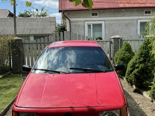 Красный Фольксваген Пассат, объемом двигателя 1.8 л и пробегом 553 тыс. км за 1750 $, фото 10 на Automoto.ua