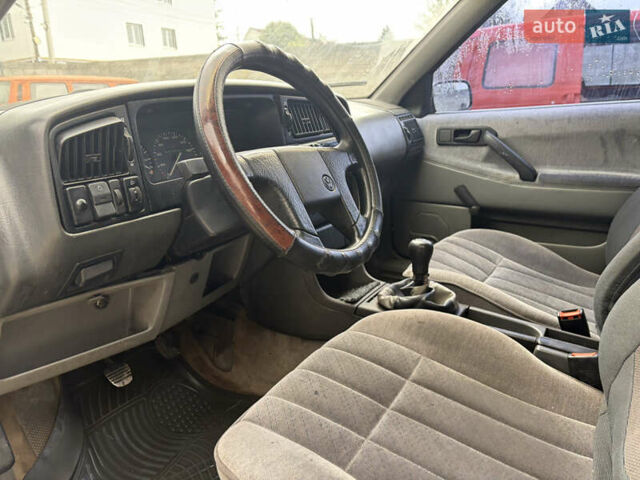 Красный Фольксваген Пассат, объемом двигателя 1.9 л и пробегом 400 тыс. км за 1399 $, фото 8 на Automoto.ua