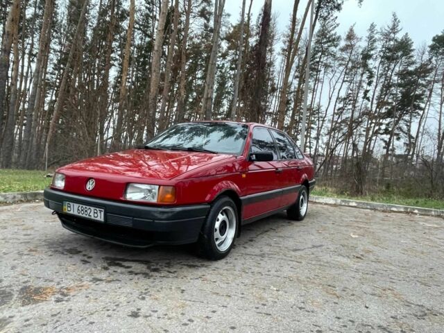 Красный Фольксваген Пассат, объемом двигателя 2 л и пробегом 20 тыс. км за 1800 $, фото 6 на Automoto.ua