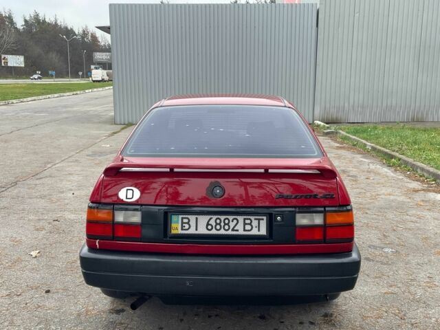 Красный Фольксваген Пассат, объемом двигателя 2 л и пробегом 20 тыс. км за 1800 $, фото 4 на Automoto.ua