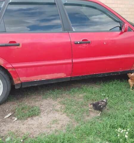 Красный Фольксваген Пассат, объемом двигателя 1.99 л и пробегом 350 тыс. км за 1416 $, фото 8 на Automoto.ua