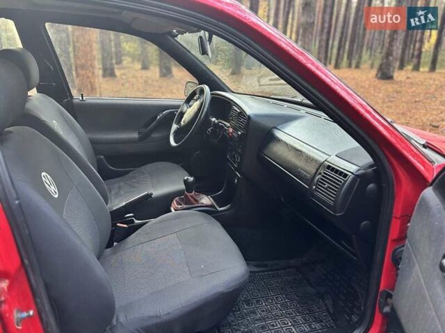 Красный Фольксваген Пассат, объемом двигателя 1.78 л и пробегом 390 тыс. км за 2900 $, фото 14 на Automoto.ua