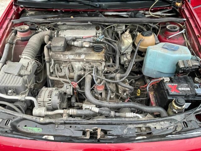 Красный Фольксваген Пассат, объемом двигателя 2 л и пробегом 20 тыс. км за 1800 $, фото 9 на Automoto.ua