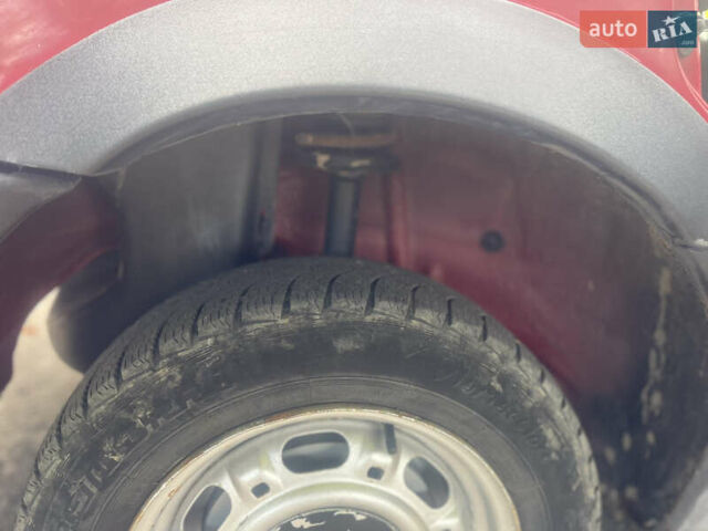 Красный Фольксваген Пассат, объемом двигателя 1.8 л и пробегом 300 тыс. км за 1600 $, фото 19 на Automoto.ua