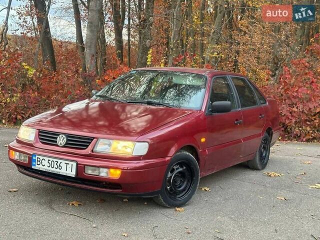 Красный Фольксваген Пассат, объемом двигателя 1.9 л и пробегом 321 тыс. км за 2650 $, фото 6 на Automoto.ua