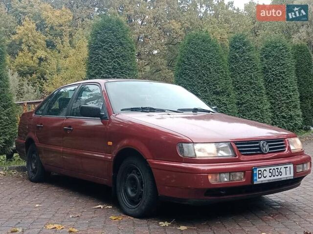 Красный Фольксваген Пассат, объемом двигателя 1.9 л и пробегом 322 тыс. км за 2500 $, фото 8 на Automoto.ua