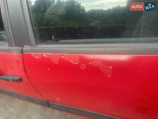 Красный Фольксваген Пассат, объемом двигателя 1.8 л и пробегом 300 тыс. км за 1600 $, фото 11 на Automoto.ua