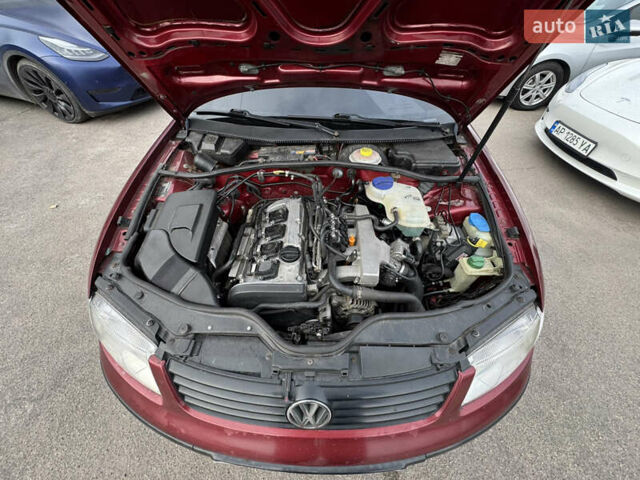 Красный Фольксваген Пассат, объемом двигателя 1.78 л и пробегом 315 тыс. км за 3000 $, фото 9 на Automoto.ua