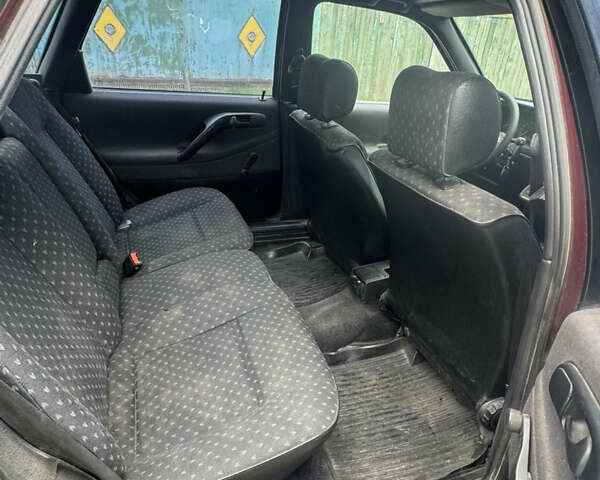 Красный Фольксваген Пассат, объемом двигателя 1.9 л и пробегом 365 тыс. км за 2250 $, фото 12 на Automoto.ua