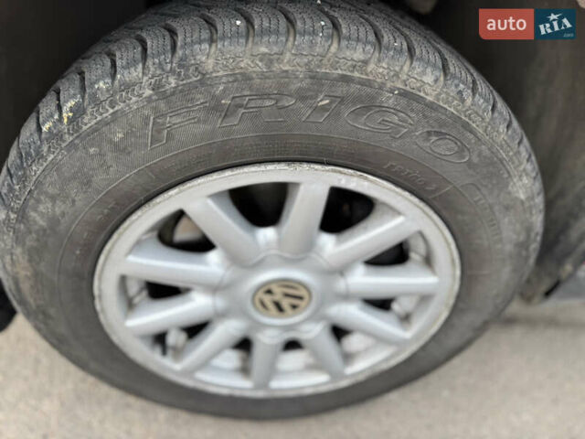 Красный Фольксваген Пассат, объемом двигателя 1.78 л и пробегом 315 тыс. км за 3000 $, фото 10 на Automoto.ua