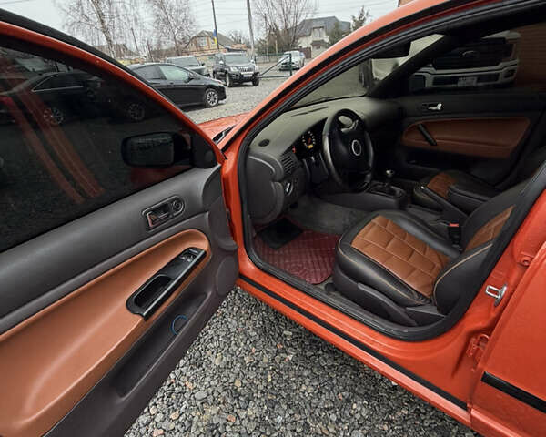 Красный Фольксваген Пассат, объемом двигателя 1.6 л и пробегом 380 тыс. км за 4999 $, фото 10 на Automoto.ua