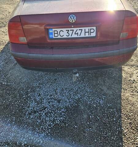 Красный Фольксваген Пассат, объемом двигателя 1.8 л и пробегом 360 тыс. км за 2900 $, фото 9 на Automoto.ua