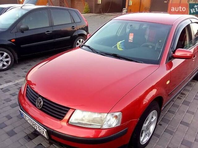 Красный Фольксваген Пассат, объемом двигателя 1.9 л и пробегом 321 тыс. км за 4500 $, фото 6 на Automoto.ua