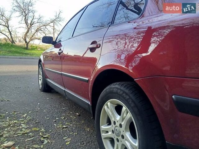 Красный Фольксваген Пассат, объемом двигателя 1.78 л и пробегом 280 тыс. км за 3999 $, фото 15 на Automoto.ua