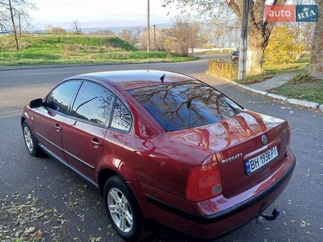Красный Фольксваген Пассат, объемом двигателя 1.78 л и пробегом 280 тыс. км за 3999 $, фото 11 на Automoto.ua