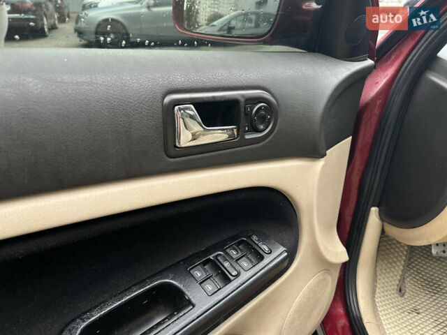 Красный Фольксваген Пассат, объемом двигателя 1.8 л и пробегом 216 тыс. км за 3700 $, фото 21 на Automoto.ua