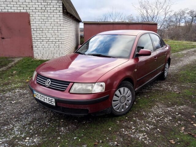 Красный Фольксваген Пассат, объемом двигателя 1.8 л и пробегом 520 тыс. км за 1900 $, фото 8 на Automoto.ua