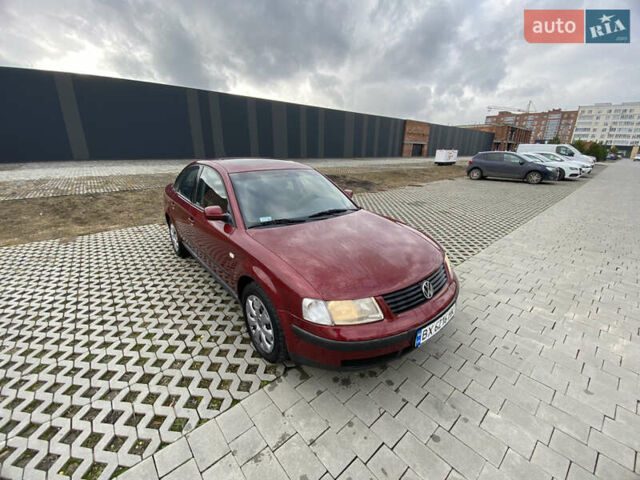 Красный Фольксваген Пассат, объемом двигателя 1.78 л и пробегом 246 тыс. км за 2999 $, фото 9 на Automoto.ua