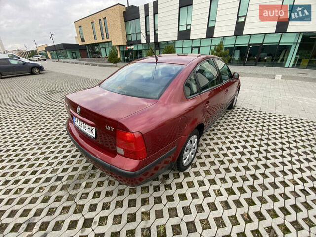 Красный Фольксваген Пассат, объемом двигателя 1.78 л и пробегом 246 тыс. км за 2999 $, фото 10 на Automoto.ua