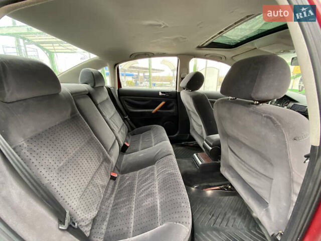 Красный Фольксваген Пассат, объемом двигателя 1.8 л и пробегом 246 тыс. км за 3299 $, фото 15 на Automoto.ua