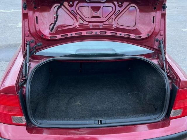 Червоний Фольксваген Пассат, об'ємом двигуна 1.9 л та пробігом 250 тис. км за 1700 $, фото 11 на Automoto.ua