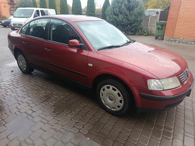 Червоний Фольксваген Пассат, об'ємом двигуна 0 л та пробігом 320 тис. км за 1850 $, фото 2 на Automoto.ua