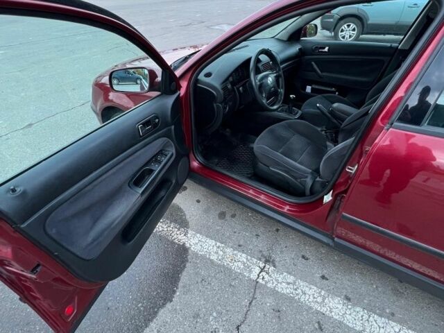 Червоний Фольксваген Пассат, об'ємом двигуна 1.9 л та пробігом 250 тис. км за 1700 $, фото 7 на Automoto.ua