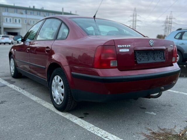 Червоний Фольксваген Пассат, об'ємом двигуна 1.9 л та пробігом 250 тис. км за 1700 $, фото 3 на Automoto.ua