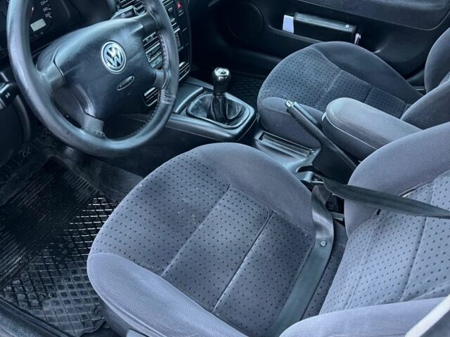 Червоний Фольксваген Пассат, об'ємом двигуна 1.9 л та пробігом 250 тис. км за 1700 $, фото 8 на Automoto.ua