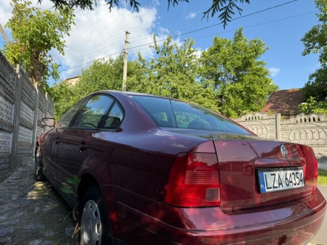 Червоний Фольксваген Пассат, об'ємом двигуна 0 л та пробігом 250 тис. км за 1250 $, фото 3 на Automoto.ua