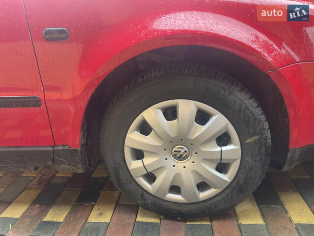 Красный Фольксваген Пассат, объемом двигателя 1.9 л и пробегом 380 тыс. км за 4000 $, фото 9 на Automoto.ua