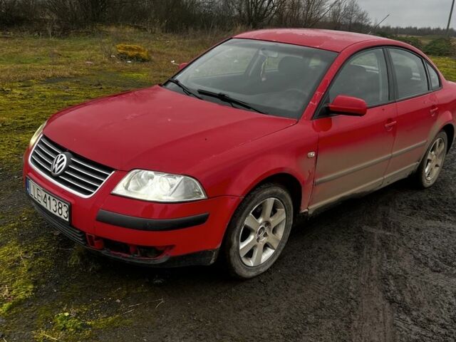 Червоний Фольксваген Пассат, об'ємом двигуна 1.9 л та пробігом 390 тис. км за 1650 $, фото 1 на Automoto.ua