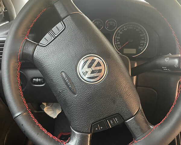 Красный Фольксваген Пассат, объемом двигателя 1.9 л и пробегом 380 тыс. км за 4000 $, фото 6 на Automoto.ua