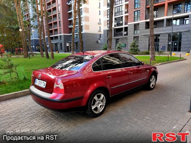 Червоний Фольксваген Пассат, об'ємом двигуна 1.6 л та пробігом 250 тис. км за 3900 $, фото 4 на Automoto.ua